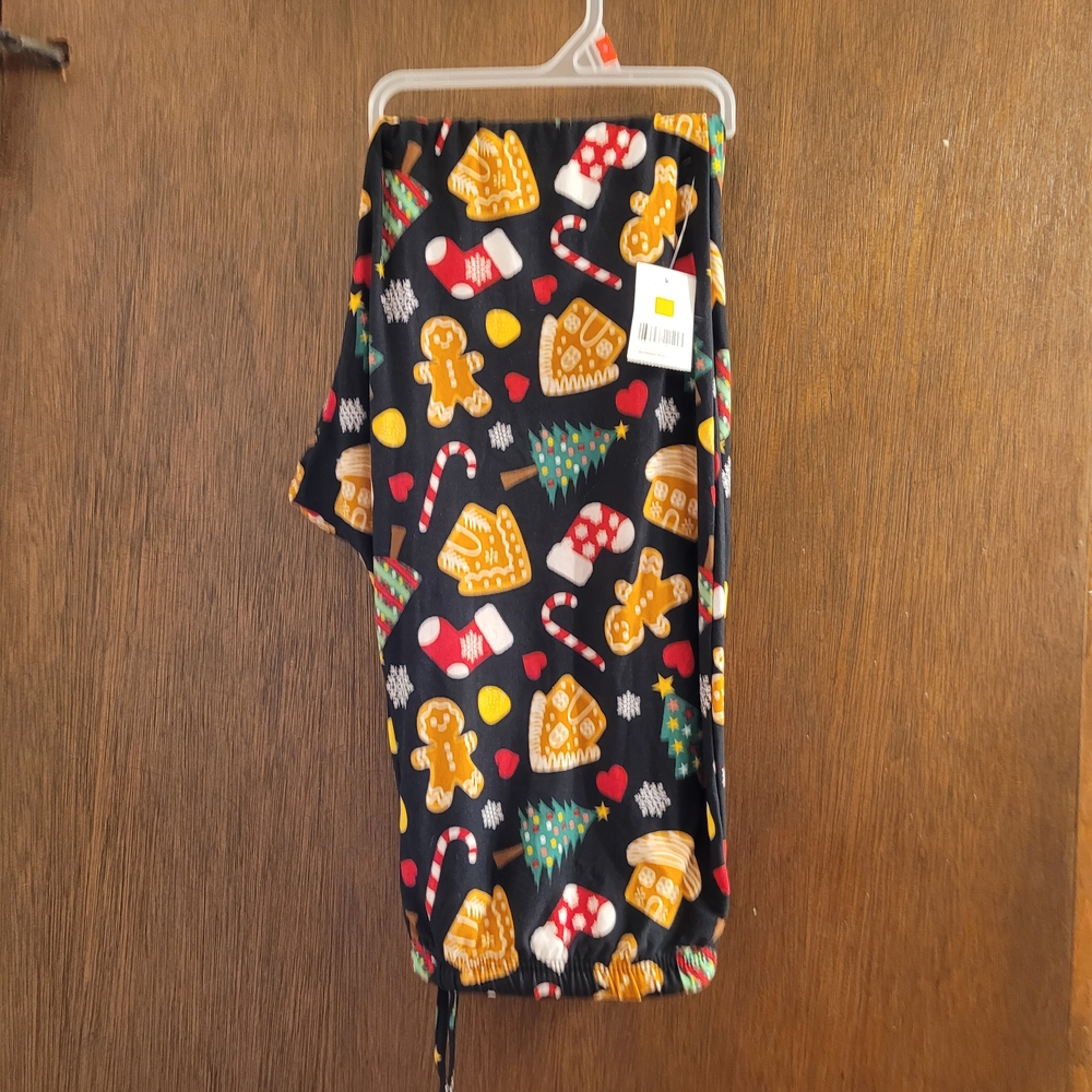 Kinnly Women's Pajama Lounge Pants Christmas Trees Gingerbread Stockings Size M